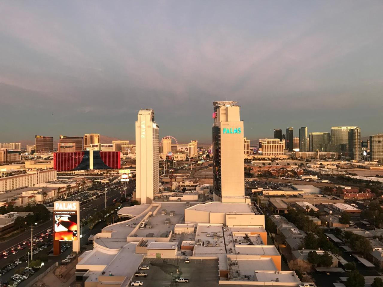ラスベガス Palms Place - 27Th Floor Strip View Studioアパートホテル エクステリア 写真